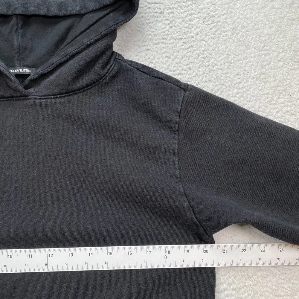 Talentless Hoodie Men's Size‎ Small Black Sweater Read Flaw